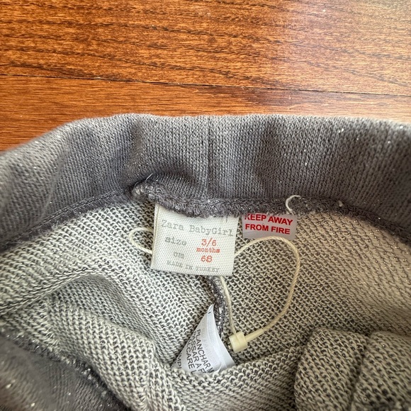 NWOT Sparkle Gray Sweatpants 3-6 Months - Picture 5 of 6